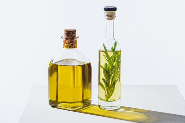 do hair oils have an expiration date?