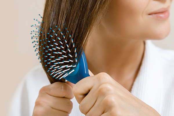 Combing hair for hair hot sale growth