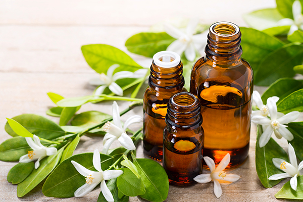 neroli oil for hair and skin: benefits and how to use