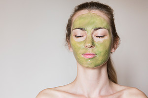 can you mix aloe vera and green tea for dry skin?